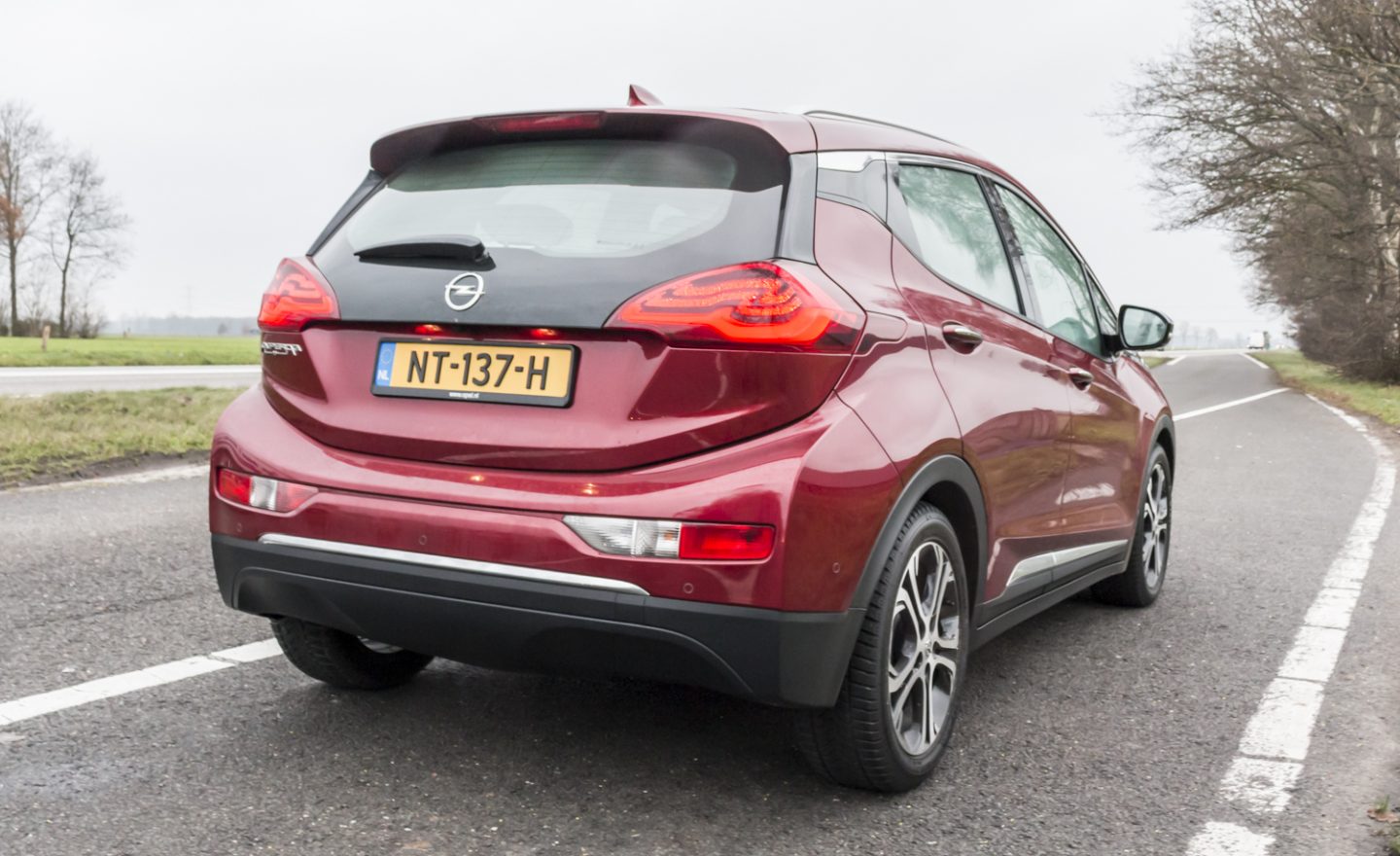 Opel-Ampera-e-review-07-1440x880.jpg