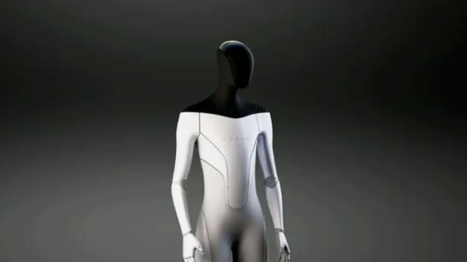 Netflix komt met een flink aantal nieuwe games die je gratis kunt spelen, en het gevecht tussen Apple en Beeper gaat verder. Dit is De Snelle Hap van donderdag 14 december 2023. Welkom bij De Snelle Hap, onze rubriek waarin we dinsdag tot en met vrijdagochtend het nieuws van afgelopen nacht voor je op een rij zetten. Zo ben je snel op de hoogte van alles rondom technologie en popcultuur. Vandaag onder andere gratis Netflix-games, de humanoid van Tesla en de case voor de AirPods Pro 2. Nieuwe gratis games bij Netflix Netflix zet flink in op gamen. Dit jaar zijn er veertig games op het platform verschenen die je met je Netflix-abonnement gratis kunt spelen. Bovendien heeft het bedrijf meer dan negentig spellen in ontwikkeling. Netflix heeft ook al een aantal nieuwe games voor 2024 aangekondigd. Zo speel je het aankomende jaar onder andere Game Dev Tycoon, Sonic Mania, en Cozy Grove: Camp Spirit. Netflix heeft een goede reden om aandacht te geven aan games naast hun films en series. Je leest hier waarom. Tesla's nieuwste robot kan nu voorzichtig omgaan met een ei Tesla ken je vooral van de elektrische auto's, zoals de Cybertruck. Toch heeft het bedrijf nog veel meer in de pijplijn. Het heeft een afdeling die zich bezighoudt met het ontwikkelen van een robot. Het bedrijf heeft de Optimus in ontwikkeling. Overigens niet te verwarren met Optimus Prime uit Transformers, want deze humanoid kan niet veranderen in een elektrische auto. De nieuwste versie ervan is nu nog beter. Tesla meldt trots dat deze nog behendiger is. Waarschijnlijk omdat de sensoren onder handen zijn genomen. Dit nieuws is in ieder geval een goede afleiding van een groter probleem: de Autopilot in de auto's. Het bedrijf riep gisteren nog twee miljoen auto's terug. There’s a new bot in town 🤖 Check this out (until the very end)!https://t.co/duFdhwNe3K pic.twitter.com/8pbhwW0WNc — Tesla Optimus (@Tesla_Optimus) December 13, 2023 AirPods Pro case nu ook los te kopen Apple heeft een nieuw product in zijn winkel toegevoegd. Nou ja, niet helemaal nieuw, want Apple lanceerde dit jaar de vernieuwde case van de AirPods Pro 2. Deze heeft onder andere de nieuwe USB-C-poort. Deze was alleen te koop in combinatie met de oortjes zelf. Vanaf nu verkoopt Apple de case ook los. Wil je dus upgraden, maar doen je AirPods Pro 2 het nog goed? Dan bespaar je in ieder geval wat geld. Je bestelt de nieuwe case nu in de Apple Store. Hij kost je 109 euro. Toch liever de oortjes erbij? Dan ben je 279 euro kwijt. EU richt pijlen op X Er lijkt geen dag te zijn waarbij Elon Musk niet in het nieuws is. Dit keer ligt hij niet onder vuur, maar zijn platform X. Dit heeft alles te maken met privacy. Er is een klacht ingediend bij de Nederlandse privacywaakhond door privacyrechtenorganisatie NOYB. Het bedrijf zou namelijk zijn eigen advertentierichtlijnen niet handhaven. In die richtlijnen staat dat politieke voorkeuren of religieuze overtuigingen niet gebruikt mogen worden om gericht te adverteren. Dat lijkt X echter wel te doen. Update voor Google Maps Over privacy gesproken, Google Maps krijgt een aantal nieuwe privacy-functies. Hiermee moeten gebruikers nog meer hun gegevens kunnen beschermen. Je recente activiteiten zijn nu te vinden op een centrale plaats in de app. De data kun je vanuit daar heel makkelijk verwijderen. Dit kan een-voor-een maar ook allemaal tegelijk. Er verschijnt dan ook een venster waarin staat wat je precies weggooit. Wanneer deze update precies wordt uitgerold, is nog onbekend. Gevecht tussen Apple en Beeper om iMessage gaat door De strijd om de blauwe gespreksbalonnen gaat onverminderd door. Apple pikt het niet dat Beeper opnieuw een weg heeft gevonden om iMessage naar Android te brengen en lijkt de dienst nu opnieuw geblokkeerd te hebben. Het bedrijf wist eerder de Apple blokkade te omzeilen door mensen in te laten loggen va een Apple ID. In ieder geval een betere oplossing dan de eerdere mislukte aanval van Nothing. Nu heeft Apple er opnieuw een stokje voor gestoken. "Apple lijkt opzettelijk te voorkomen dat iMessages worden afgeleverd bij ongeveer 5 procent van de Beeper Mini-gebruikers," laat het bedrijf weten. Het zou helpen om de app opnieuw te installeren. Een definitieve oplossing is er nog niet, maar Beeper laat op X wel weten eraan te werken. Apple appears to be deliberately blocking iMessages from being delivered to ~5% of Beeper Mini users. Uninstalling and reinstalling Beeper Mini fixes the issue. We won't have a fix tonight, but we're working on it. https://t.co/70KbYfcwjr — Beeper (@onbeeper) December 14, 2023 https://www.want.nl/ios17-3-iphone-beveiliging/