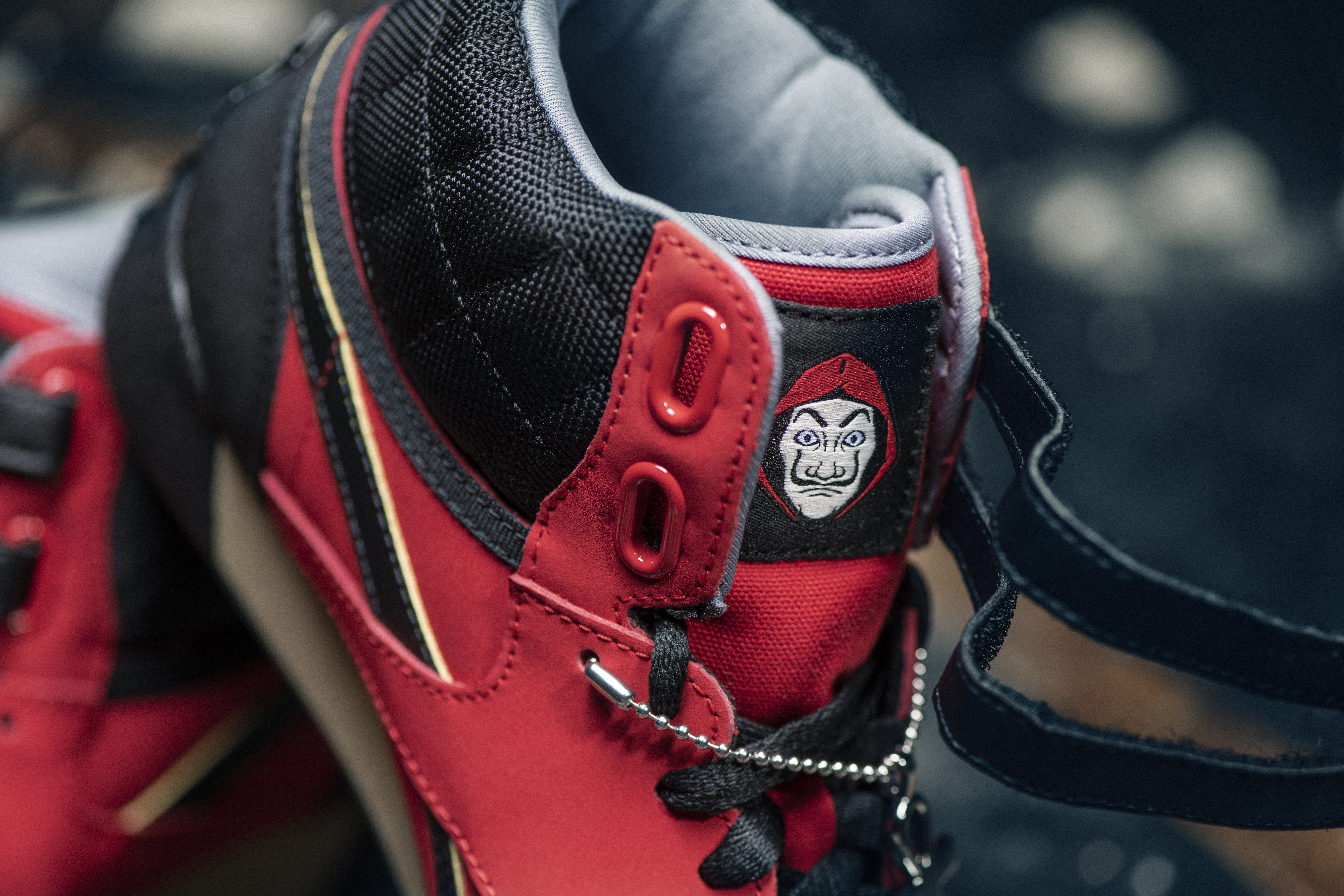 La Casa de Papel Netflix sneakers