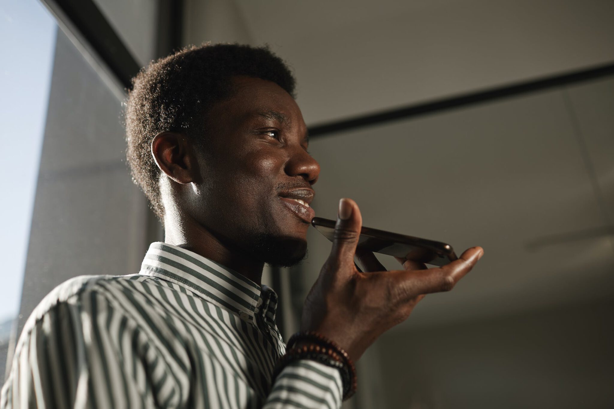 iPhone en Android werken nog beter door deze 5 spraakopdrachten