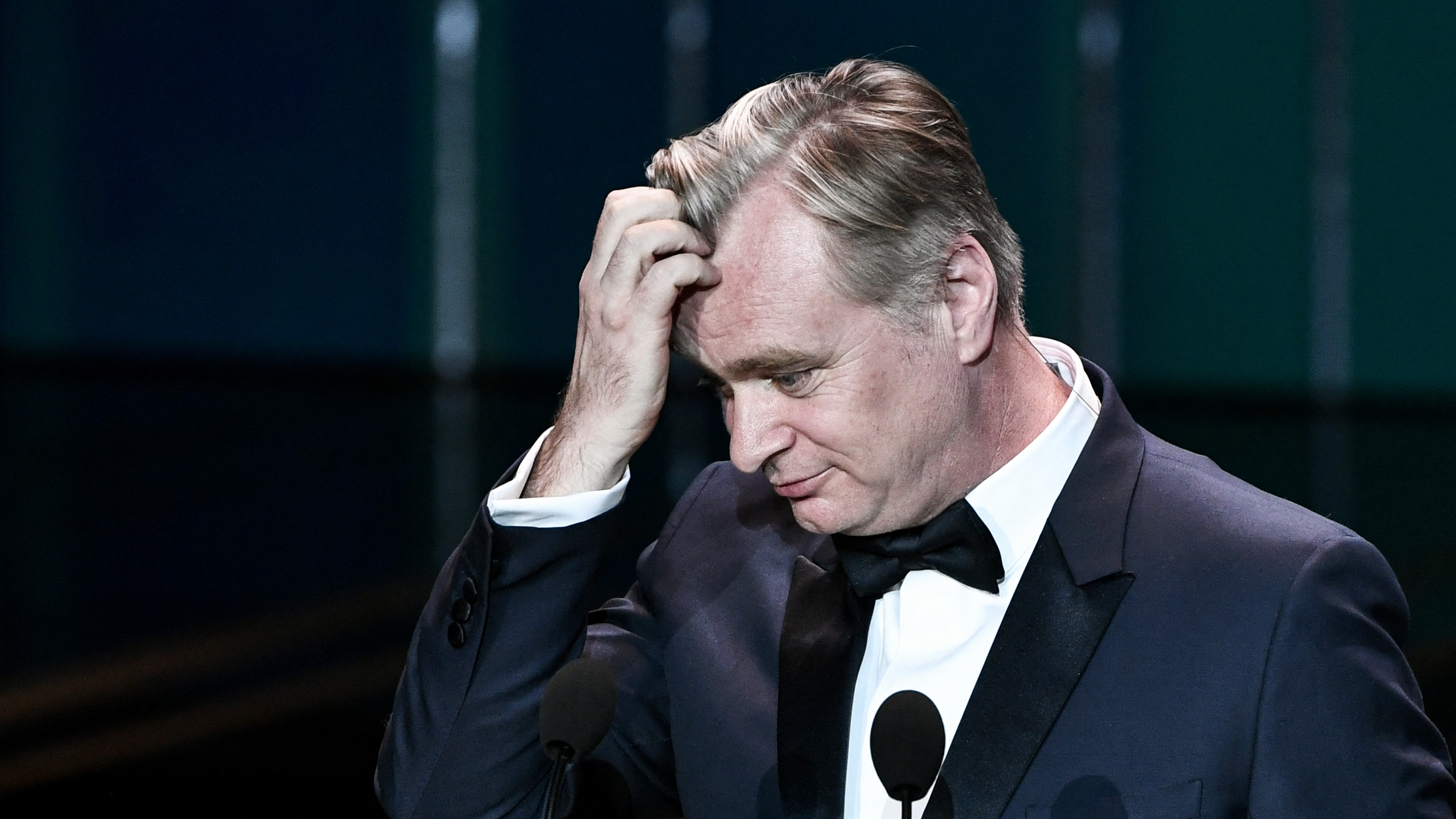 De bizarre setregels van Oppenheimer regisseur Christopher Nolan