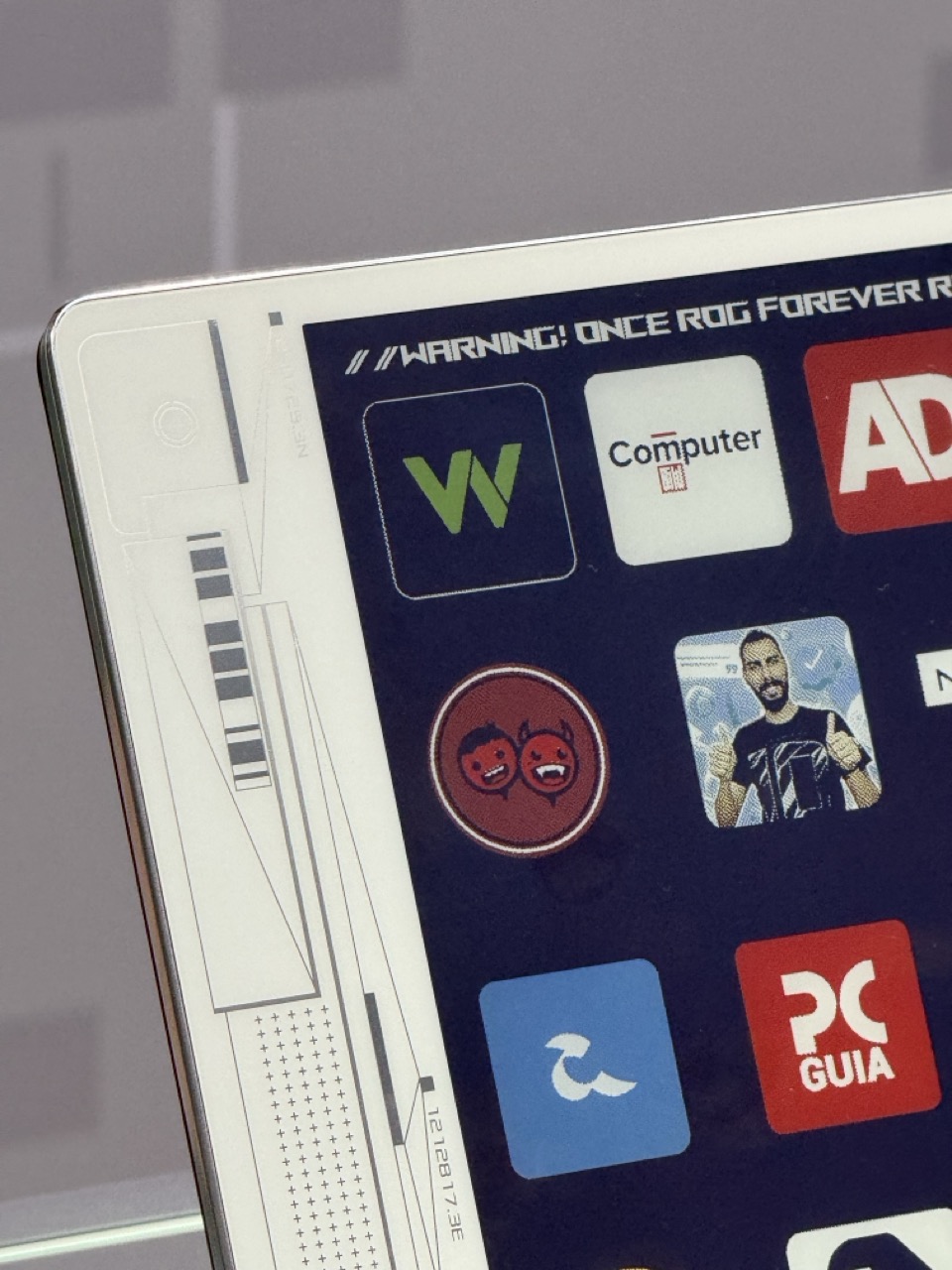 Project Dali: ROG voorziet laptop van achterkant met E Ink