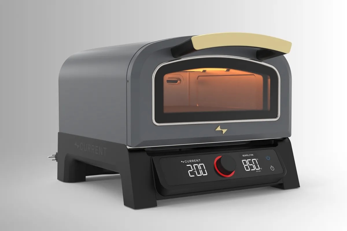 Als je een pizza bakt moet je algauw een minuut of 12 wachten voor je ronde hoofdgerecht lekker gebakken is. Duurt je dat te lang, dan biedt een nieuwe slimme, kleine oven een oplossing.