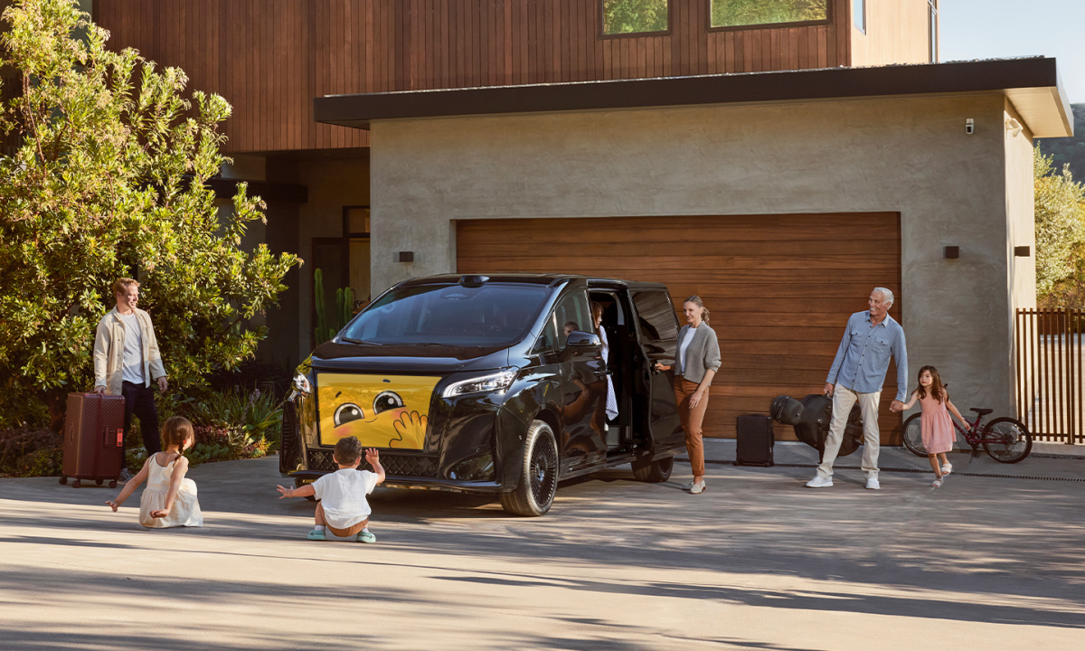 Bizarre elektrische auto maakt Pixar's Cars werkelijkheid