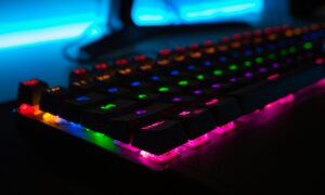 Wie veel games speelt, weet dat een goede monitor van levensbelang kan zijn. Zowel resolutie als refreshrate zijn belangrijk. MSI lijkt daar nu dé oplossing voor te hebben. 
