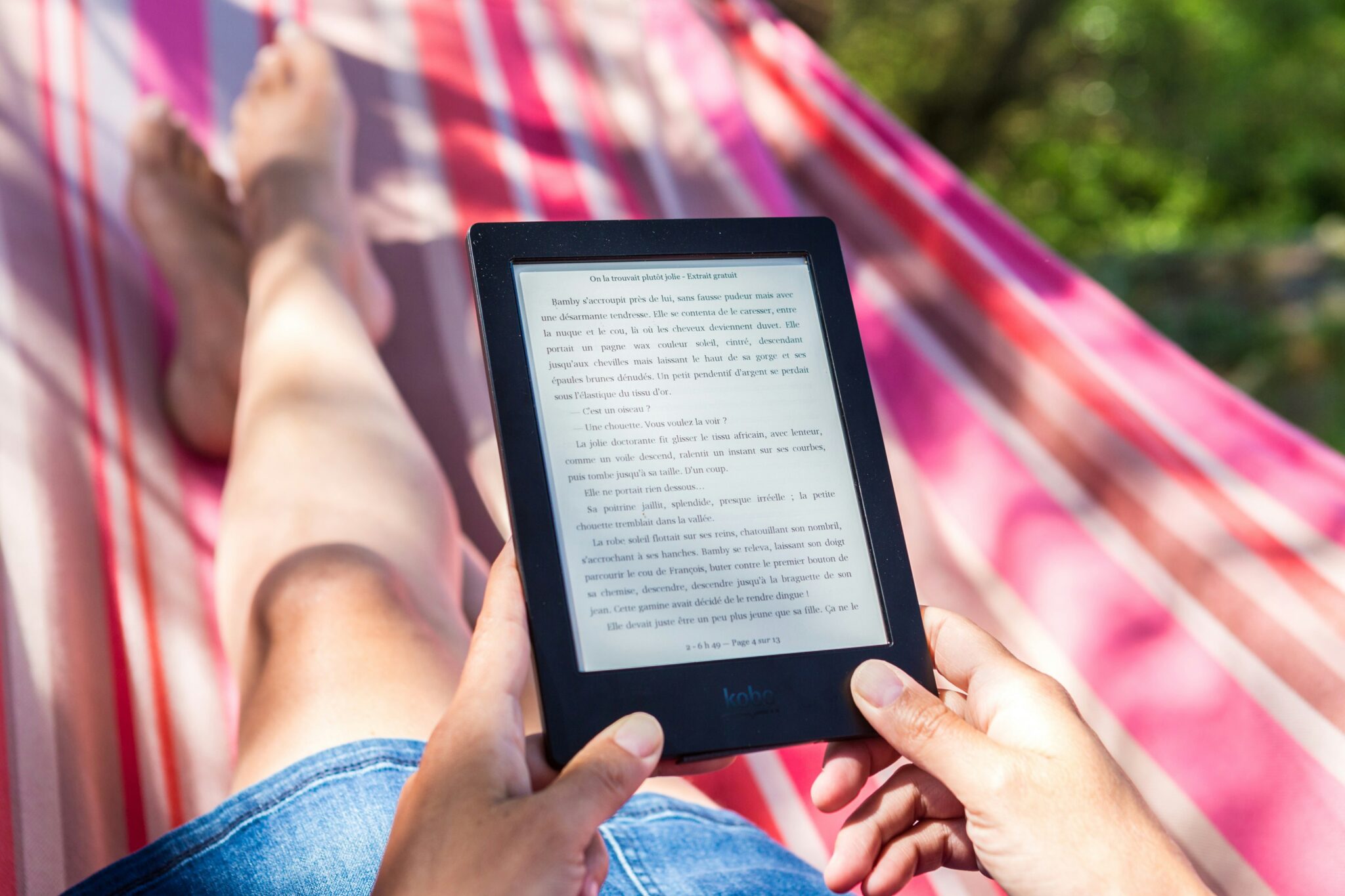Kindle heeft de prijzen voor verschillende e-readers een flink stuk hoger gemaakt. Bij het goedkoopste model gaat het om een stijging in prijs van ruim 40 procent.