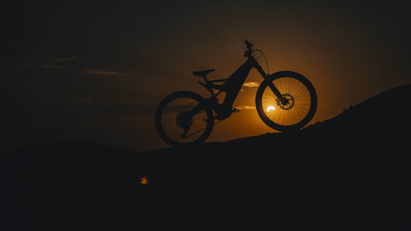 Honda onthult bijzondere elektrische mountainbike, ruim 20 jaar na zijn opvallende voorganger